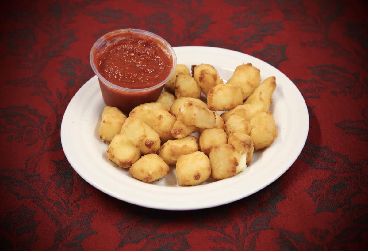 Cheese Curds w/ Marco's Sauce
