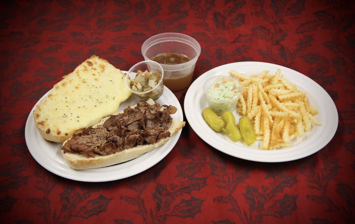Italian Beef Sandwich w/ Mozzarella, Au Jus, & Giardiniera Deluxe Combo